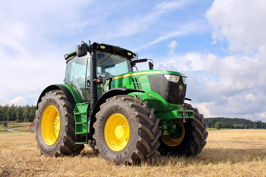 FARMING EQUIPMENT’S sale